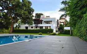 Nadhiyoram River Retreat